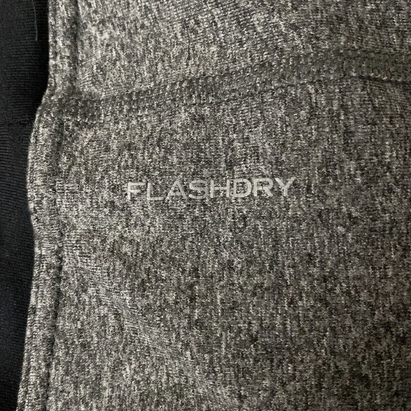 The North Face Girls Flashdry Cropped Leggings Gray Black Size Large 14/16 - Picture 7 of 7